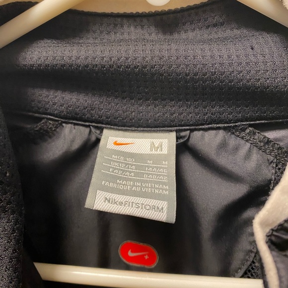 Nike Fitstorm Full Zip Jacket Women's Black Vented Windbreaker Mock Neck SZ SM - Picture 16 of 16